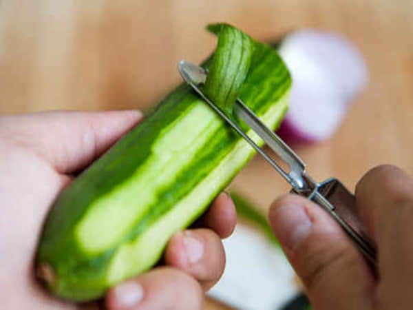 Chiêm bao thấy gọt dưa chuột