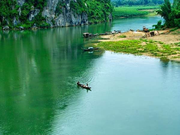 Nằm mơ thấy nước mênh mông đánh con gì thì ăn?