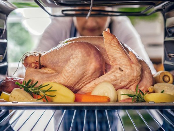 Mơ thấy ăn thịt gà đánh con gì trúng lớn, là điềm báo gì? Mơ thấy ăn thịt gà đánh con gì trúng lớn, là điềm báo gì?