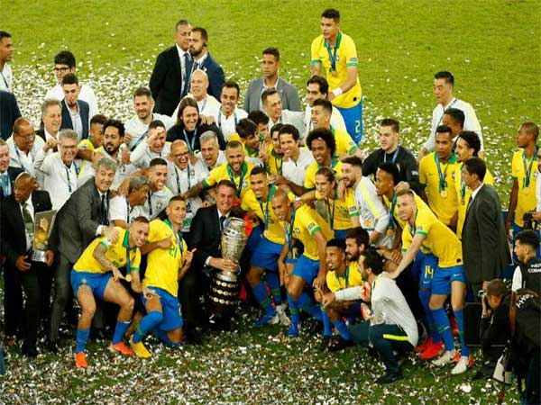 Hàng tiền đạo trong đội hình Brazil vô địch Copa 2019