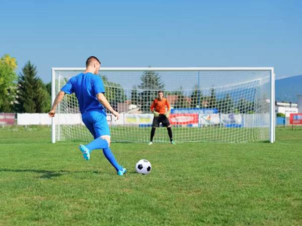 Các kiểu đặt bóng phổ biến khi thực hiện penalty