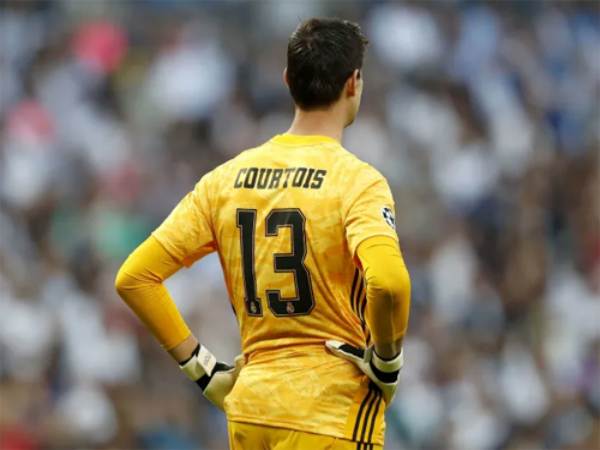 Courtois trong màu áo CLB Real Madrid