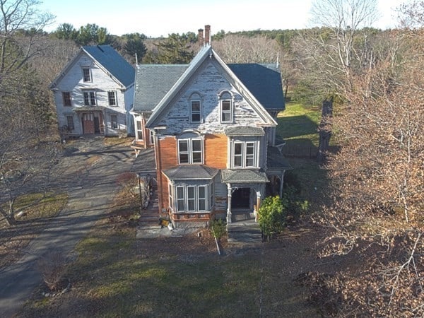 Giải mã chi tiết nằm mơ thấy nhà cũ là điềm gì, số gì may?